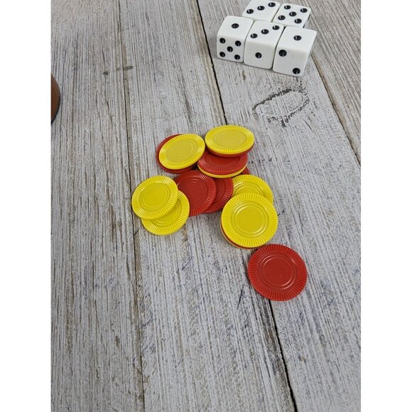 Vintage 1956 Lowe Original Yahtzee Dice Family Board Game Replacement Pieces - Picture 7 of 7